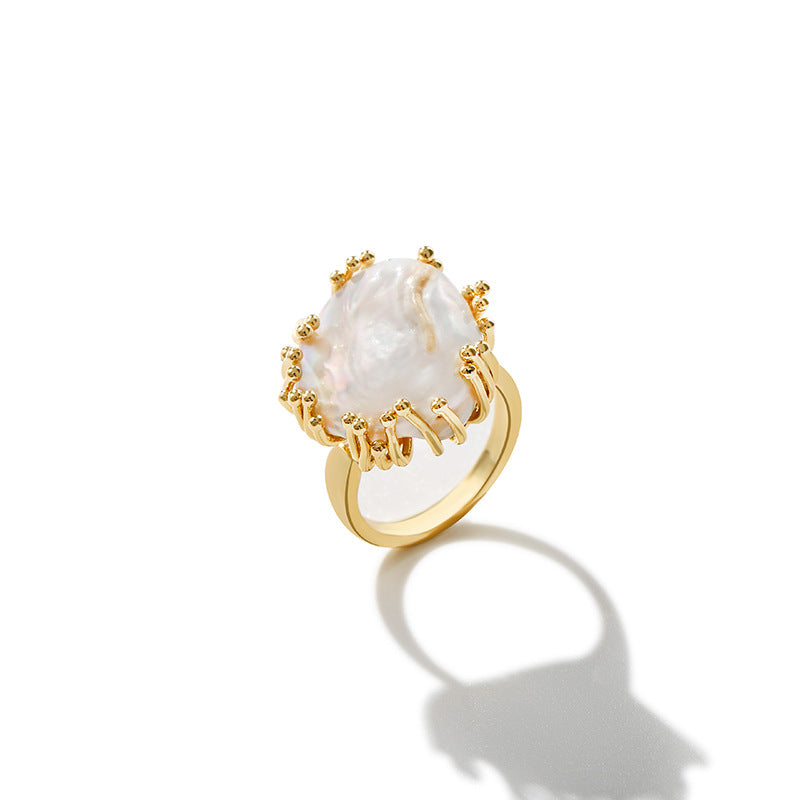 Influencer-Style Baroque Pearl Ring Kupfer