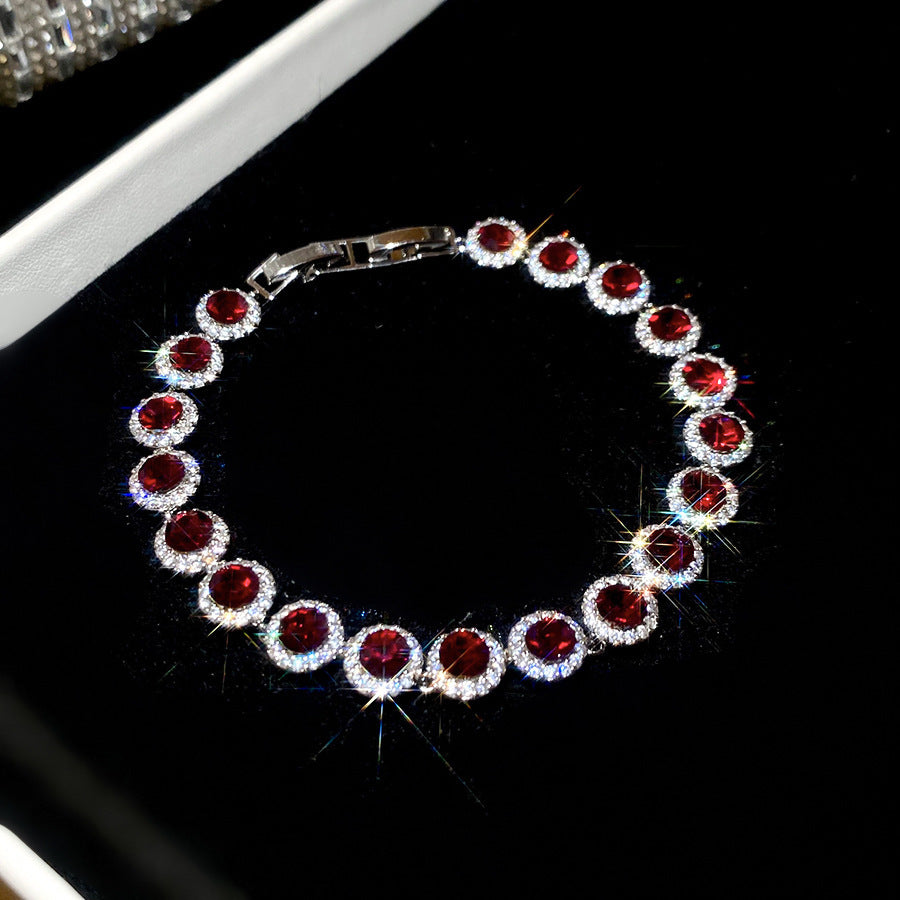 Zirkon Armreif im Diamant-Design