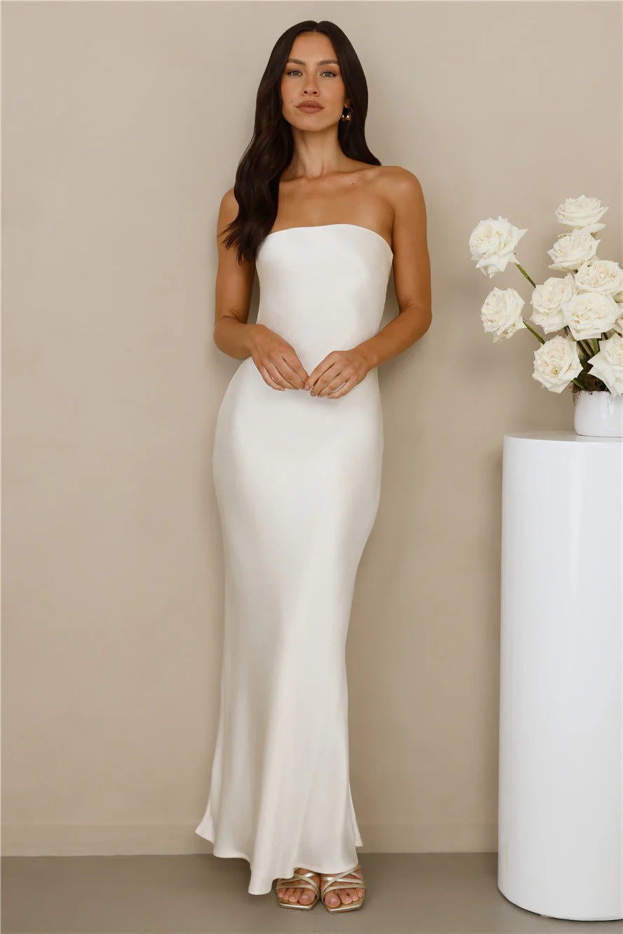 Damen rückenfreies Satin-Maxikleid