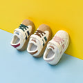 Kinder-Sneaker mit Streifen