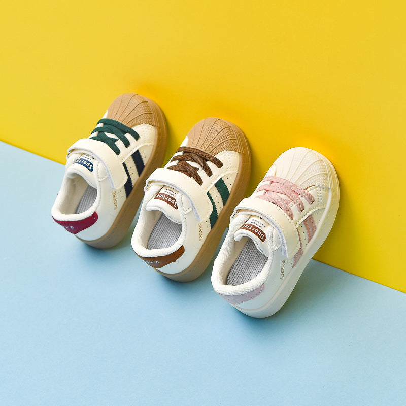 Kinder-Sneaker mit Streifen