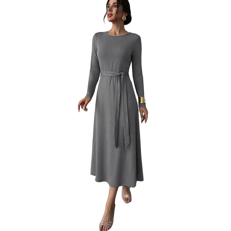 Elegantes Strickkleid mit langen Ärmeln – Bild 1 | LuxeStyle