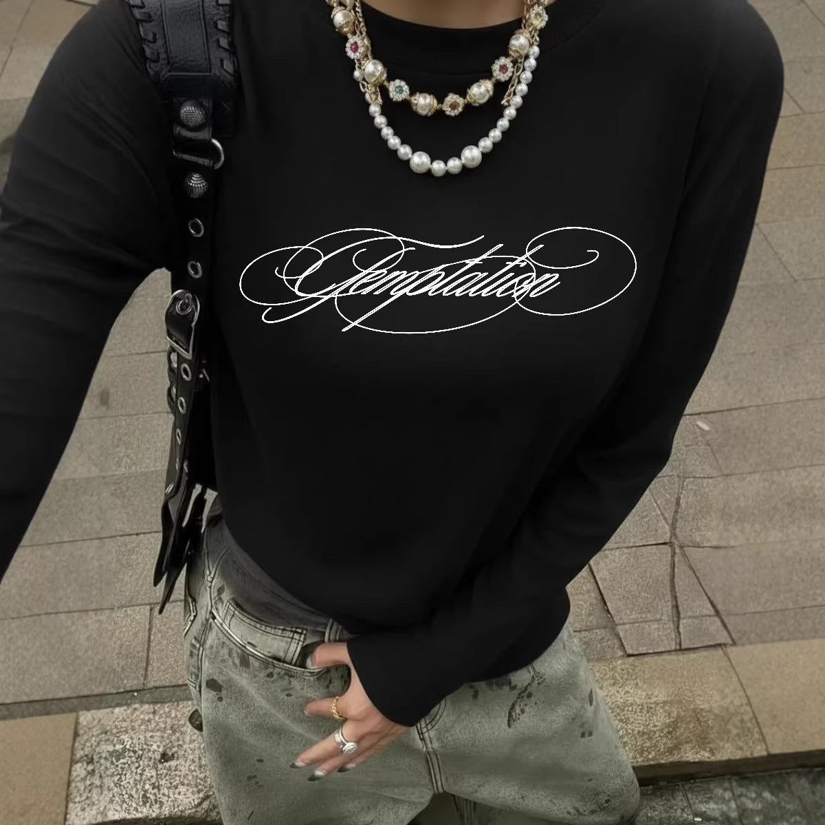 Trendiges Unisex Langarmshirt im American Style – Ansicht 4