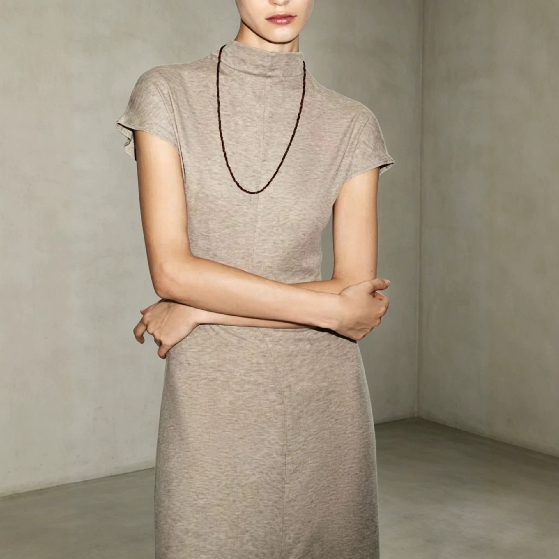Retro-Kleid mit halbem Hals