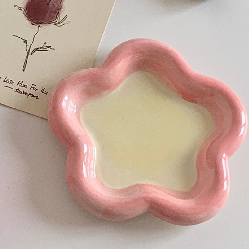 Chubby Flower Keramikteller – Bild 1 | LuxeStyle
