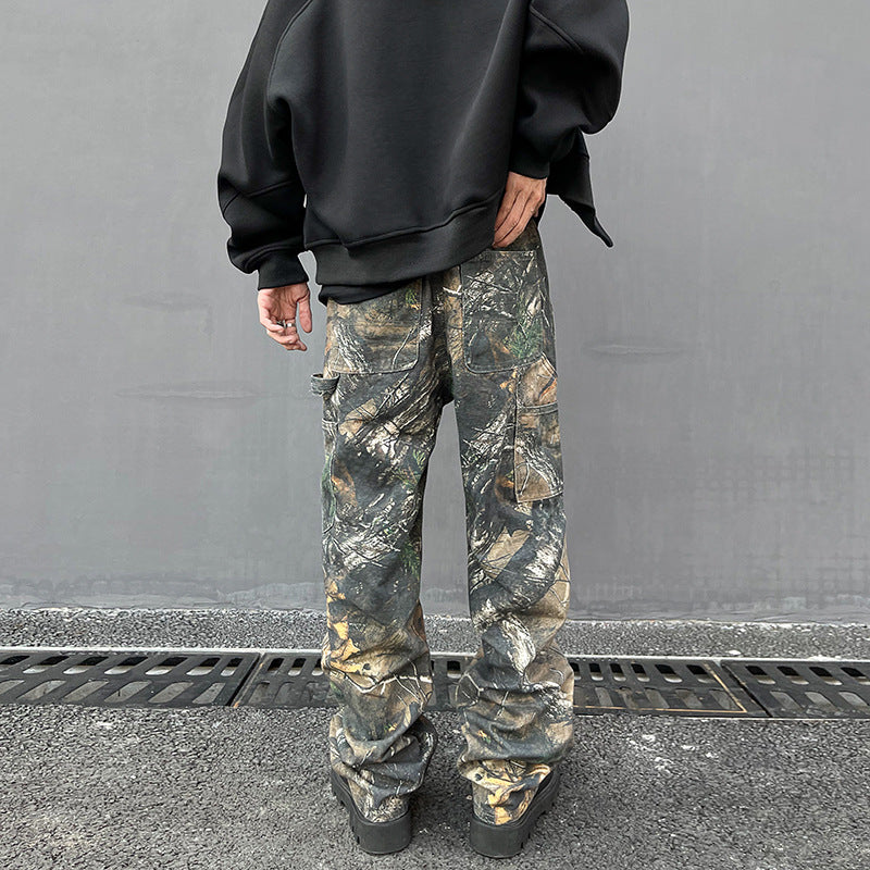 Herrenjeans Camouflage-Print