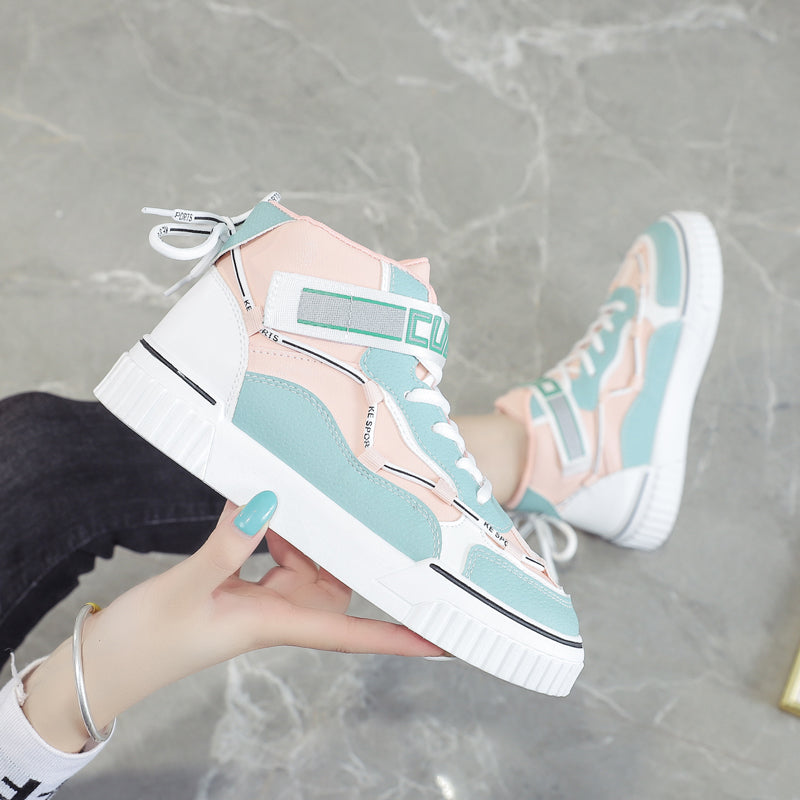 Sportliche Freizeitschuhe für Damen – Bild 3 | LuxeStyle