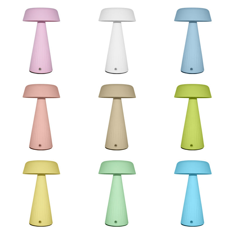 Ladebare Nachtlicht-Tablette in Pilzform – Bild 2 | LuxeStyle