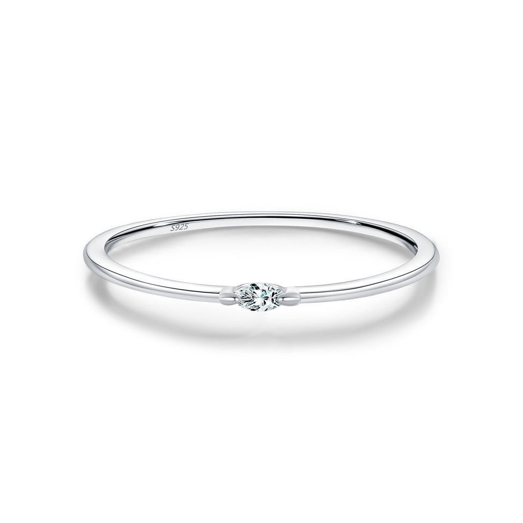 Minimalistischer 925 Sterling Silber Ring für Frauen – Bild 1 | LuxeStyle