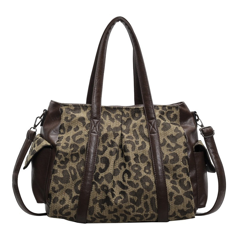 Umschlagtasche mit Leopardenmuster – Bild 6 | LuxeStyle