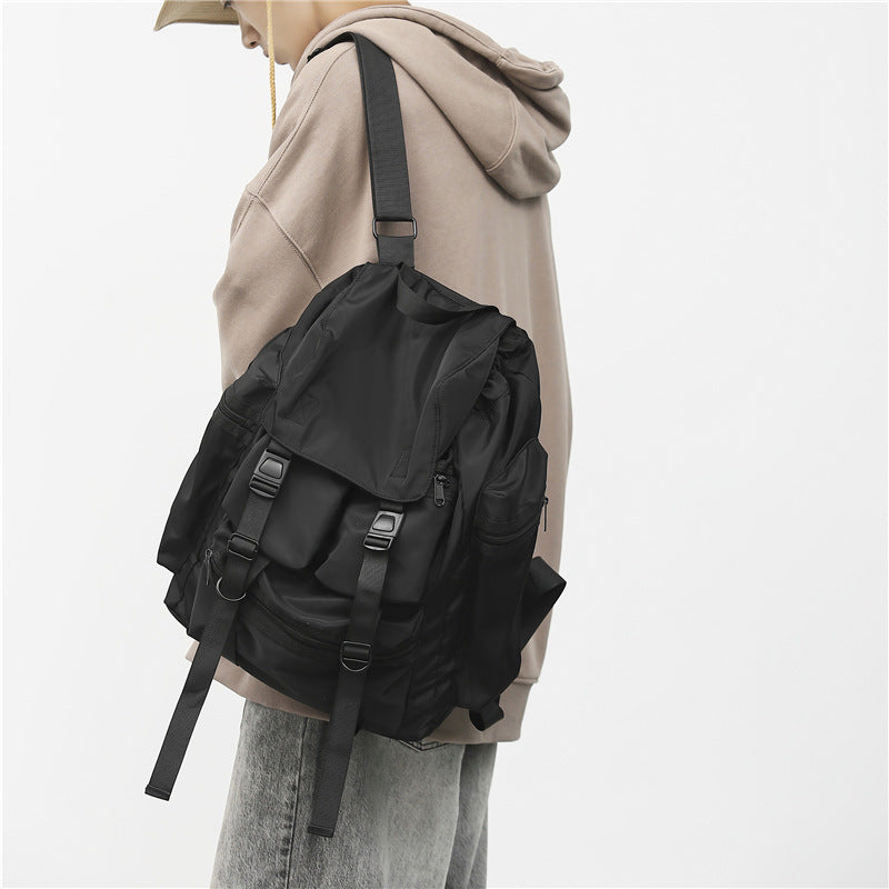 Grosser Rucksack mit Kordelzug und vielen Fächern – Bild 2 | LuxeStyle