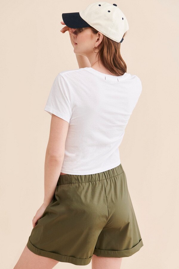 Sportliche Shorts mit Schnürung