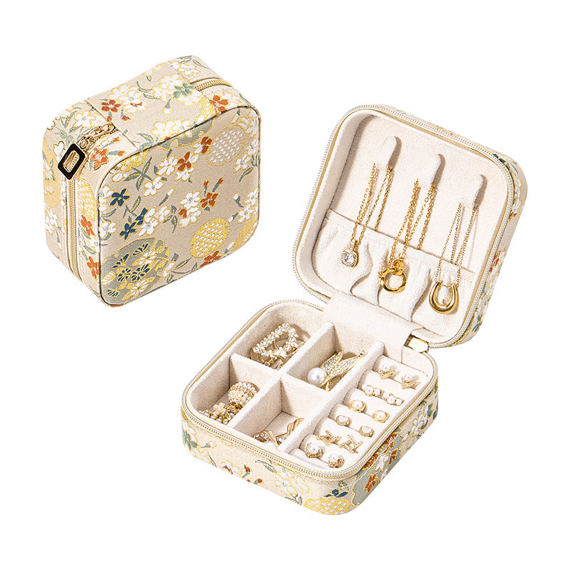 Tragbare Schmuckbox für Ringe & Halsketten