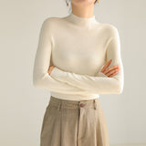 Farbe: Cremeweiss