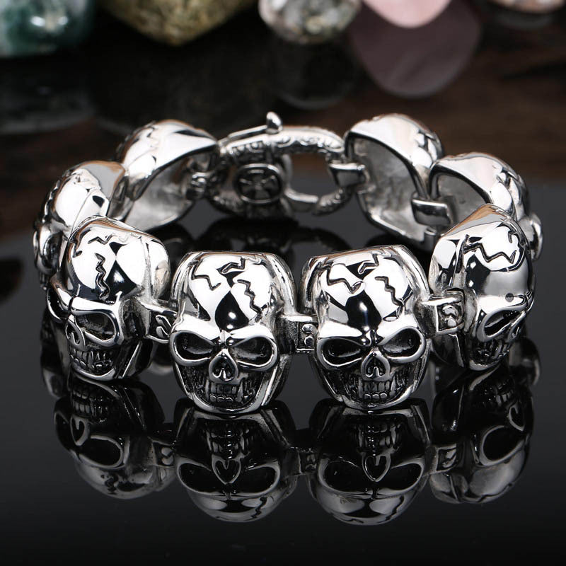 Titanium-Schädelarmband – Bild 5 | LuxeStyle