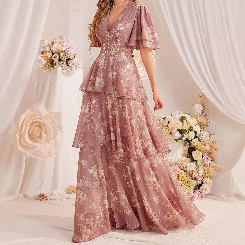 Elegantes langes Kleid mit Raffung und Rüschensaum – Bild 7 | LuxeStyle