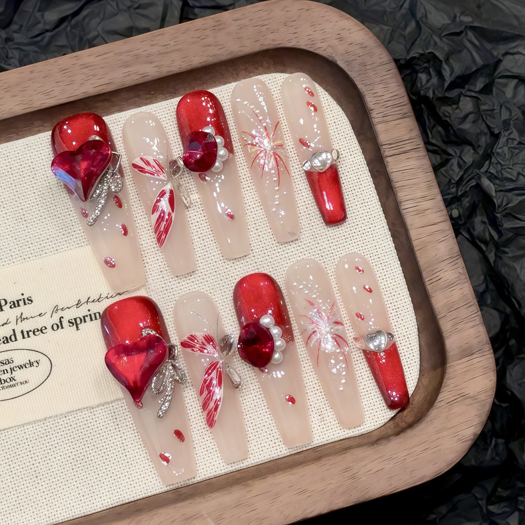 Rotes Cat's Eye Nagelset zum Aufkleben – Bild 7 | LuxeStyle