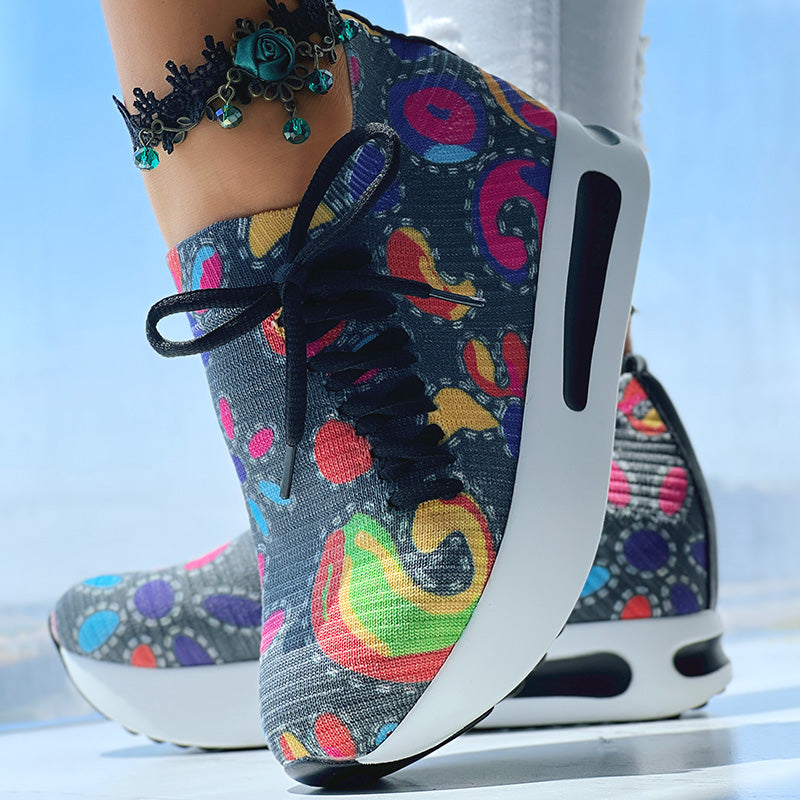 Bequeme Slip-On Sneaker mit Paisley-Print