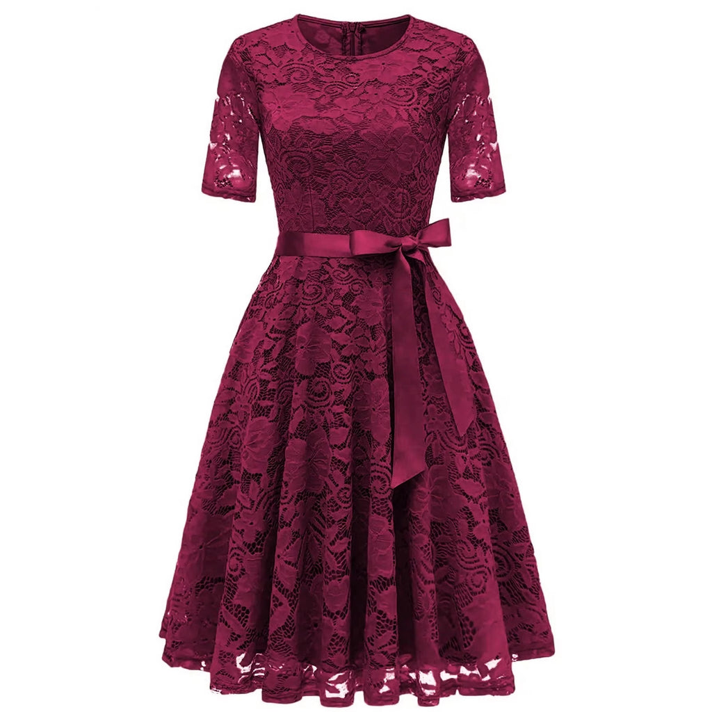 Elegantes Spitzenkleid mit Schleifendetail – Bild 10 | LuxeStyle