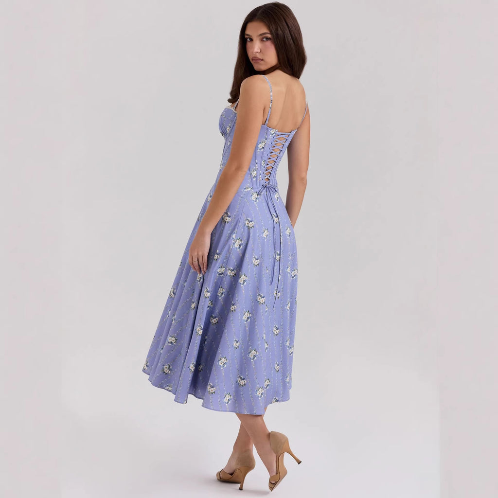 Ätherisches Blumenkleid für Damen – Bild 3 | LuxeStyle