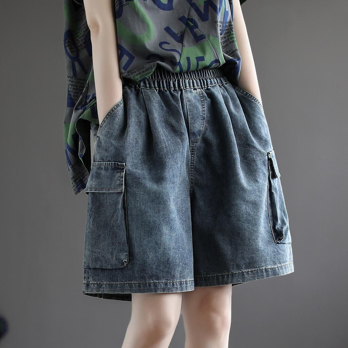 Curvy Denim Shorts mit hoher Taille