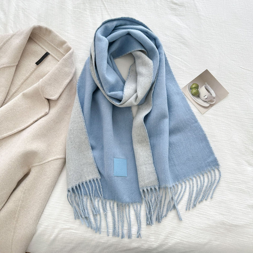 Doppelseitiger Wollschal mit Pailletten – Bild 13 | LuxeStyle