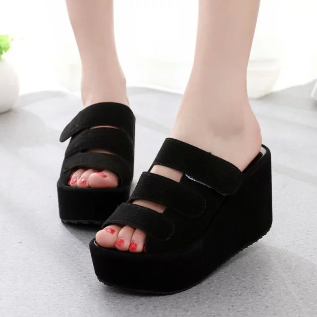 Keilsandalen mit Klettverschluss
