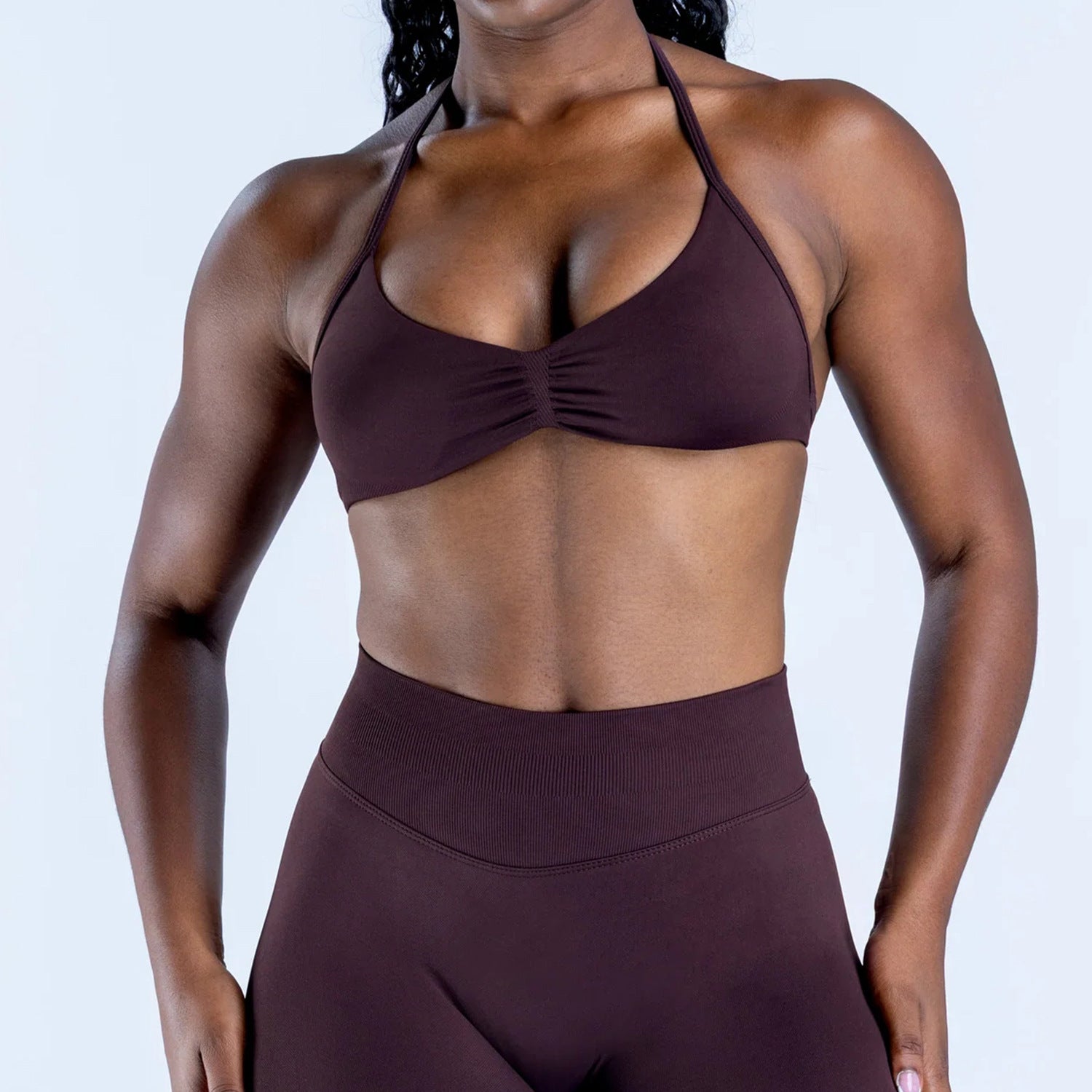 Nahtloses Yoga-Set mit Sport-BH