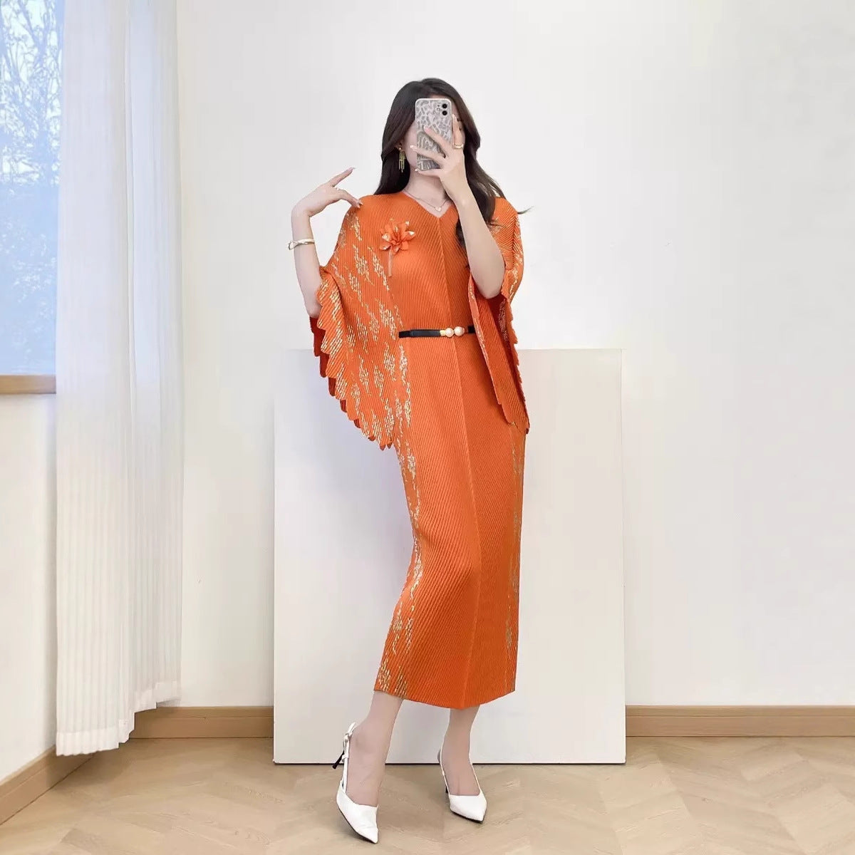 Pleated Dress – Bild 2 | LuxeStyle