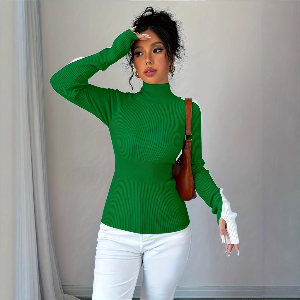 Eng anliegender Rollkragenpullover
