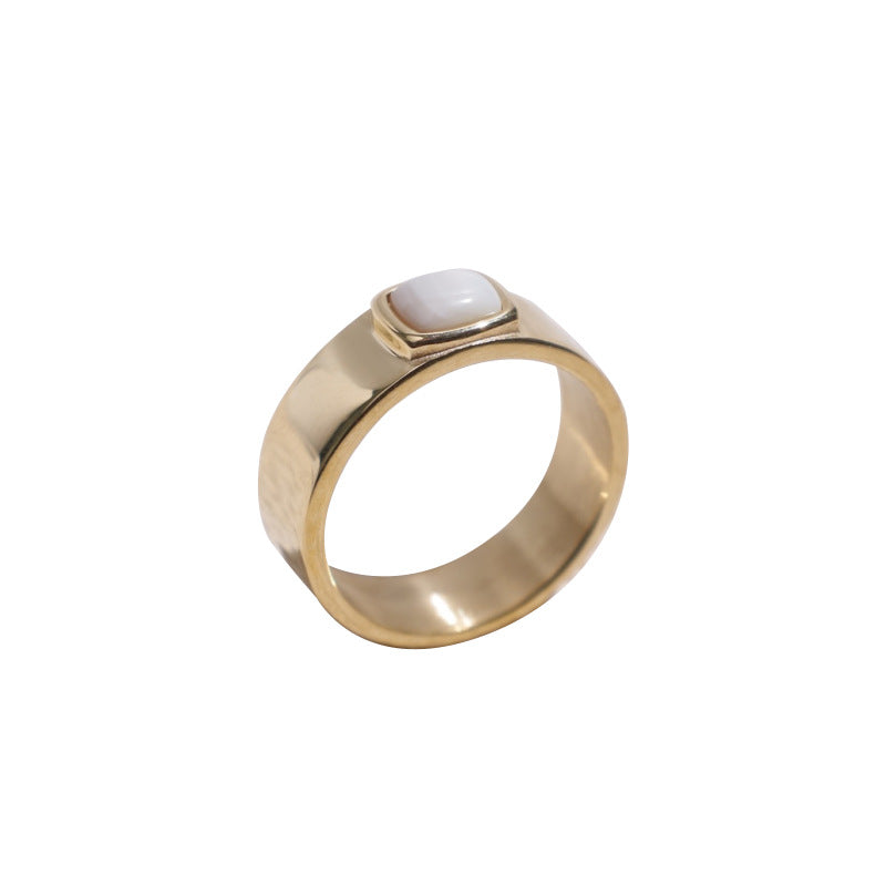 Eleganter Retro-Ring aus Edelstahl