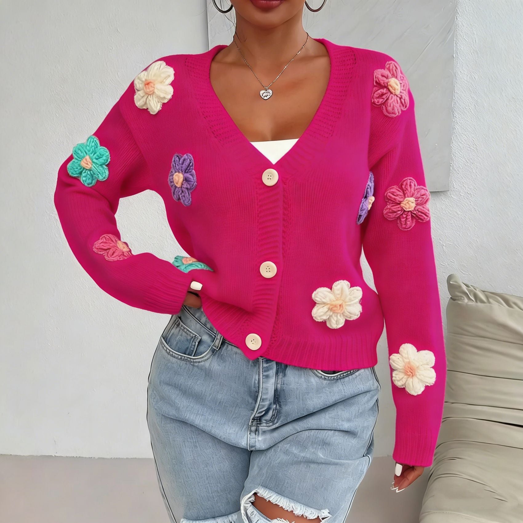 Strick-Cardigan mit 3D-Blumen und Stickereien