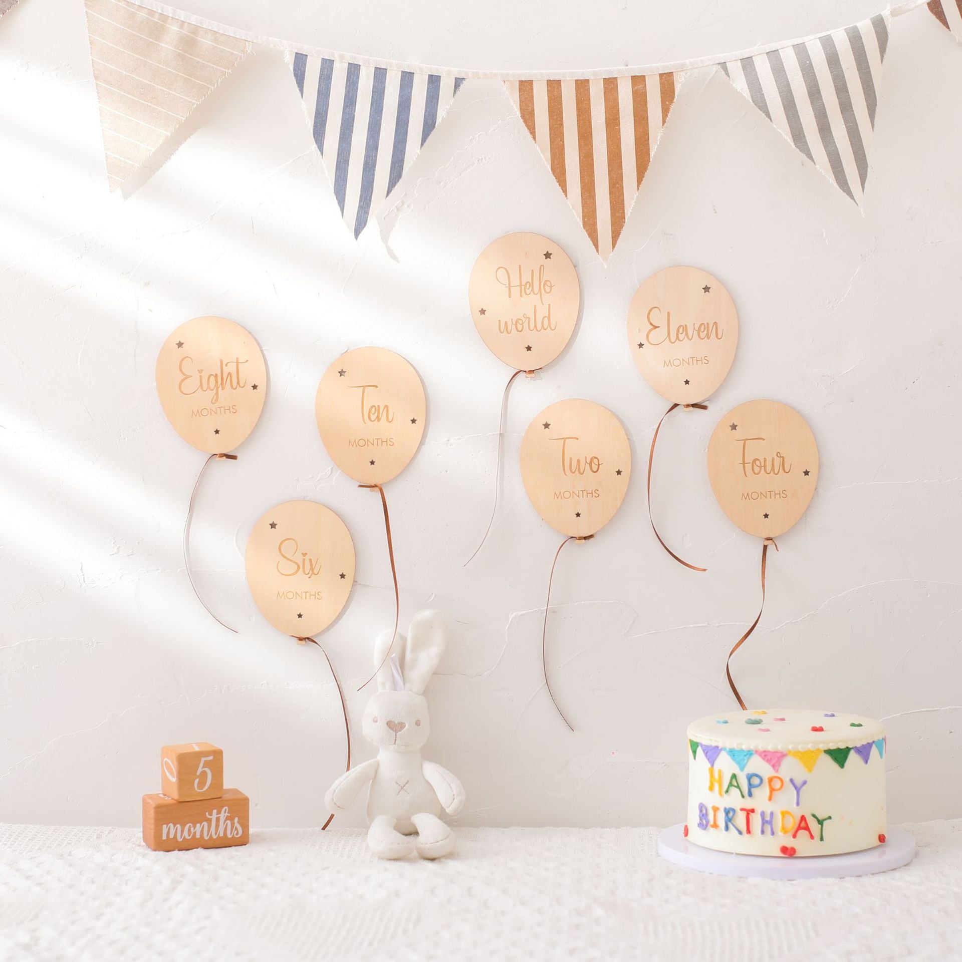 Holztafel für Babyfotos
