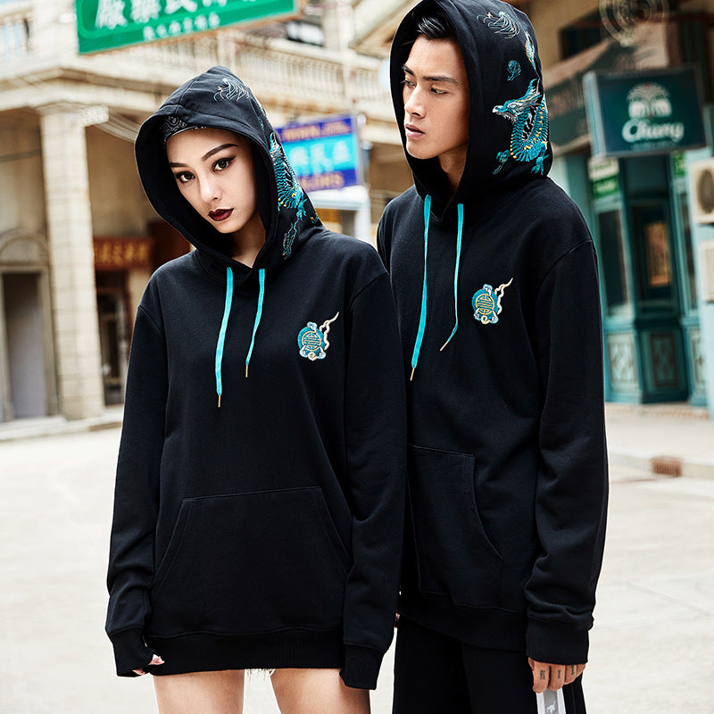 Hoodie mit Stickerei