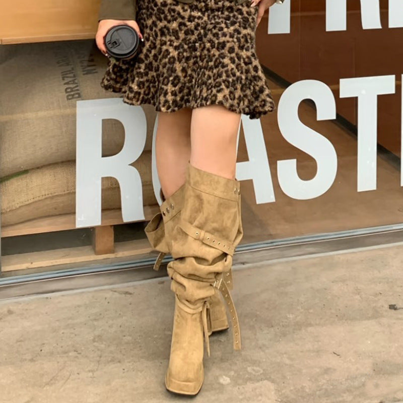 Overknee-Stiefel mit Schnallen und Blockabsatz