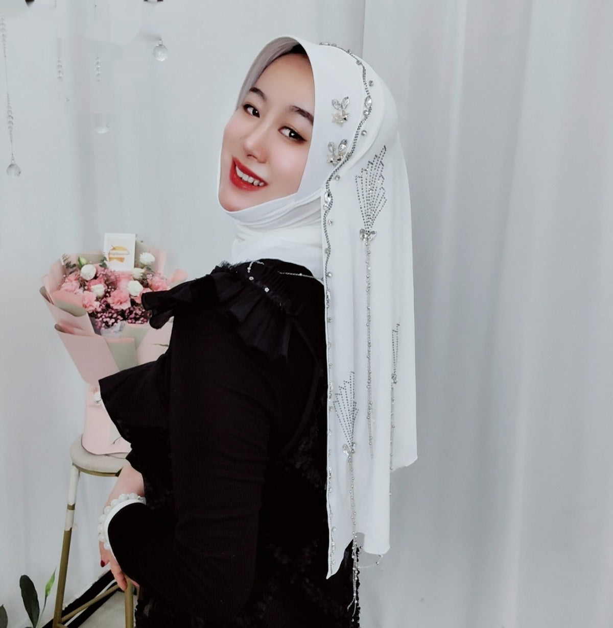Wickeltuch mit fester Krempe – Bild 5 | LuxeStyle