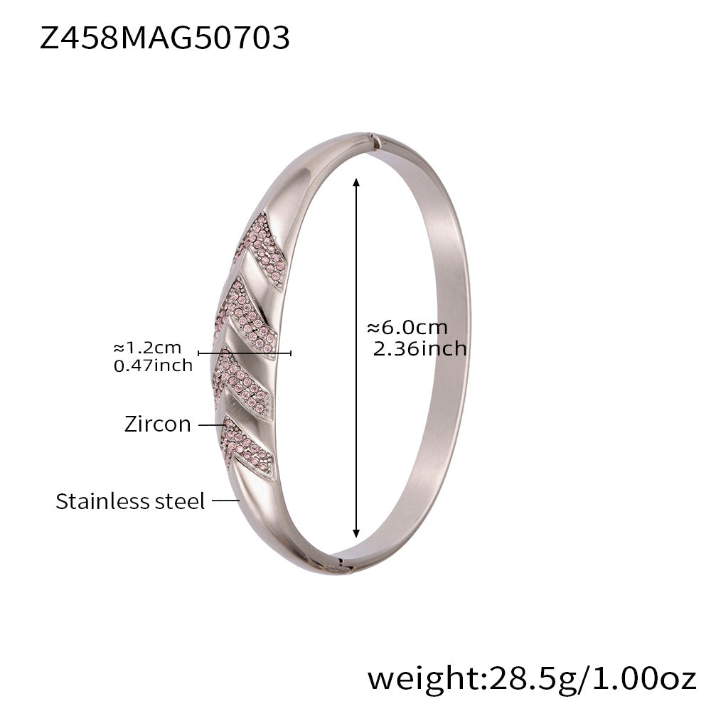 Armreif mit geometrischen Zirkonia-Akzenten – Bild 4 | LuxeStyle