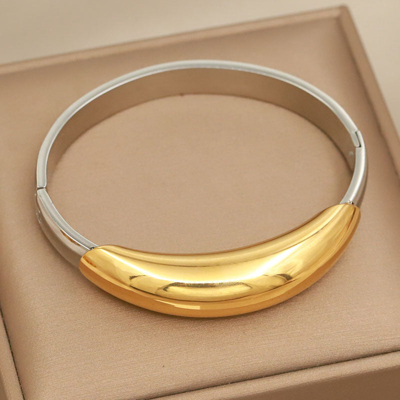 Ovales Armband aus Titanstahl – Gold & Silber – Bild 2 | LuxeStyle