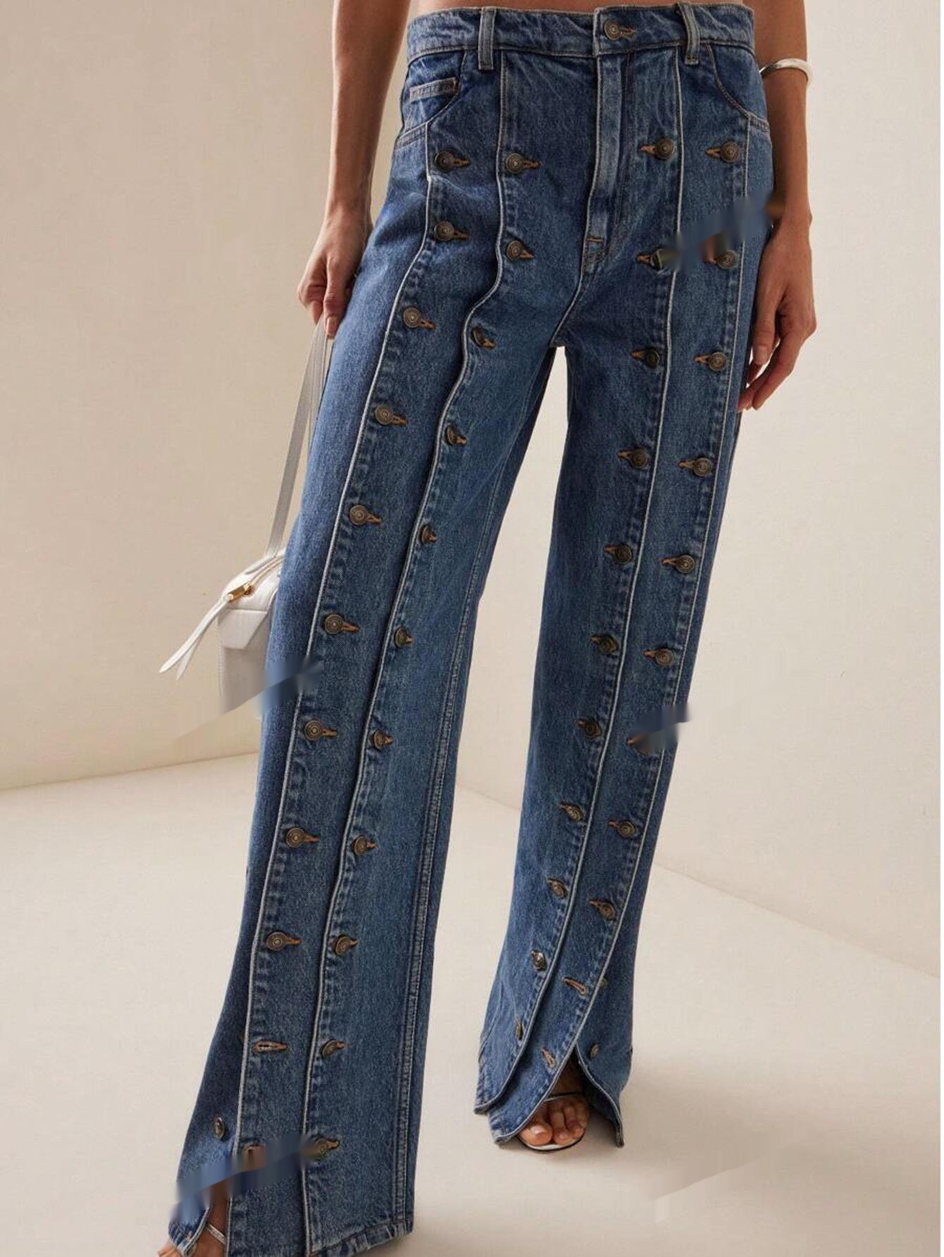 Blaues Straight-Jeans