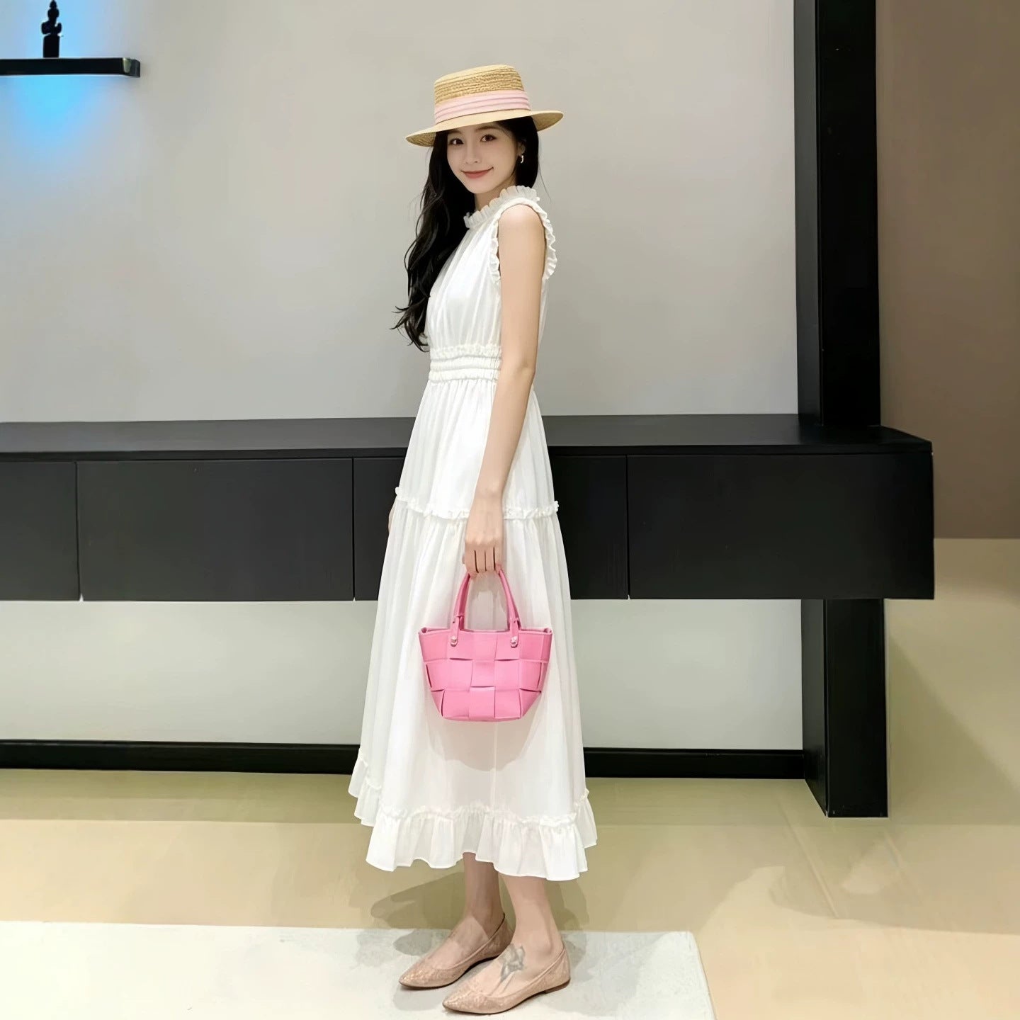 Ärmelloses Sommerkleid im französischen Stil