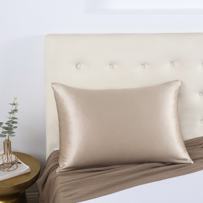 Seidenkissenbezug mit Reissverschluss – Bild 6 | LuxeStyle