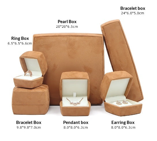 Samt Schmuckbox für Ringe, Ketten & Armbänder – Bild 3 | LuxeStyle