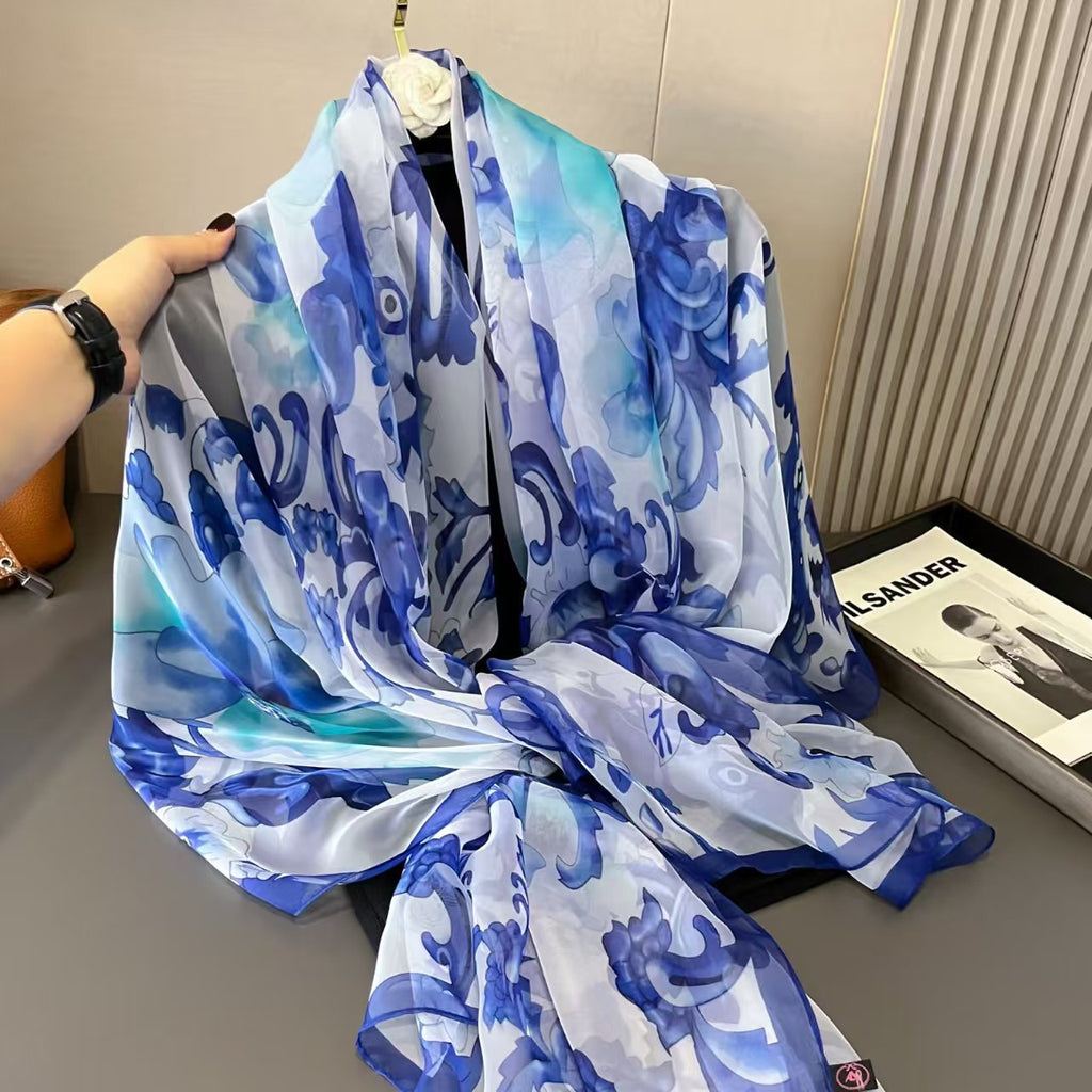 Blumiger Seidenschal mit UV-Schutz – Bild 9 | LuxeStyle
