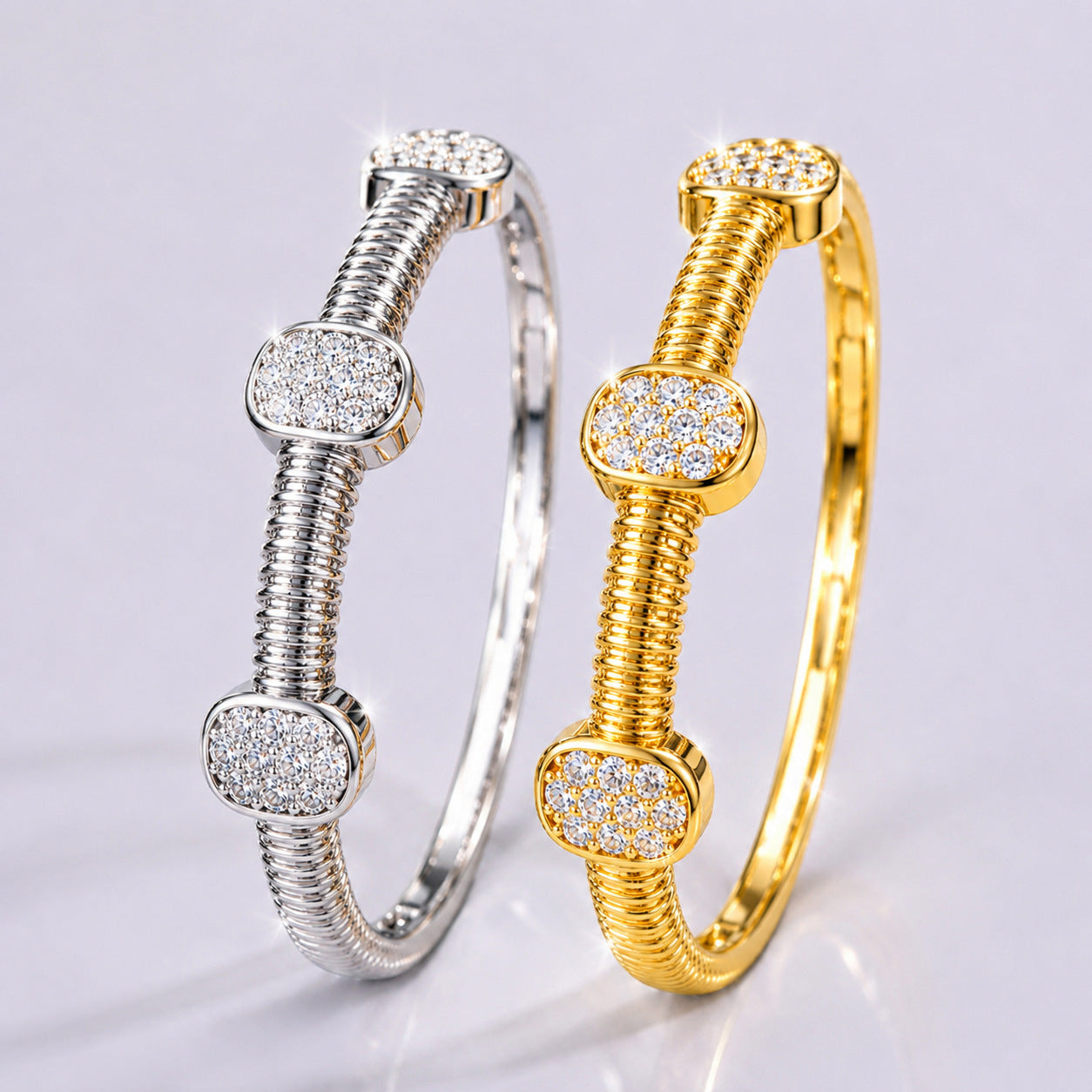 Federarmband mit Diamanten
