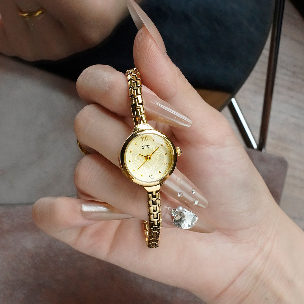 Quarzuhr für Damen mit Armband – Bild 2 | LuxeStyle
