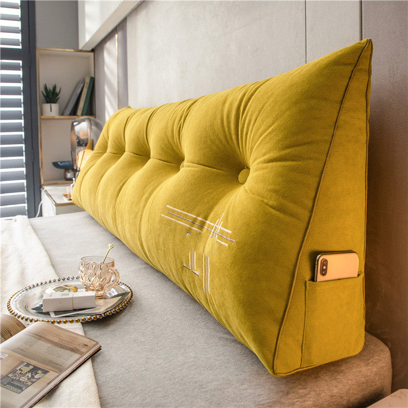 Pillow Soft Dreieckiges Rückenkissen für Sofas – Bild 5 | LuxeStyle