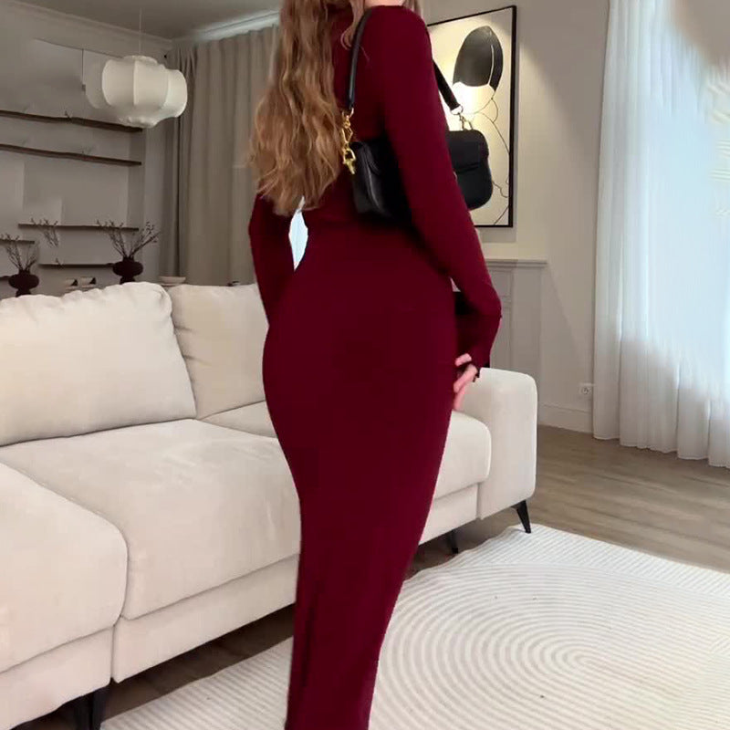 Elegantes, figurbetontes Strickkleid mit hohem Bund
