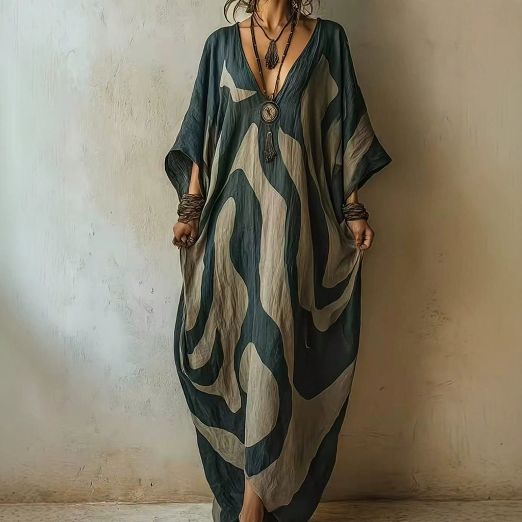 Strandkleid mit V-Ausschnitt und Fledermausärmeln