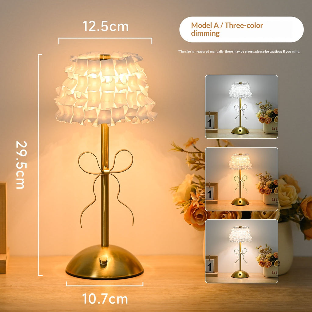 Nordische Tischlampe mit USB‑Ladefunktion – Bild 4 | LuxeStyle