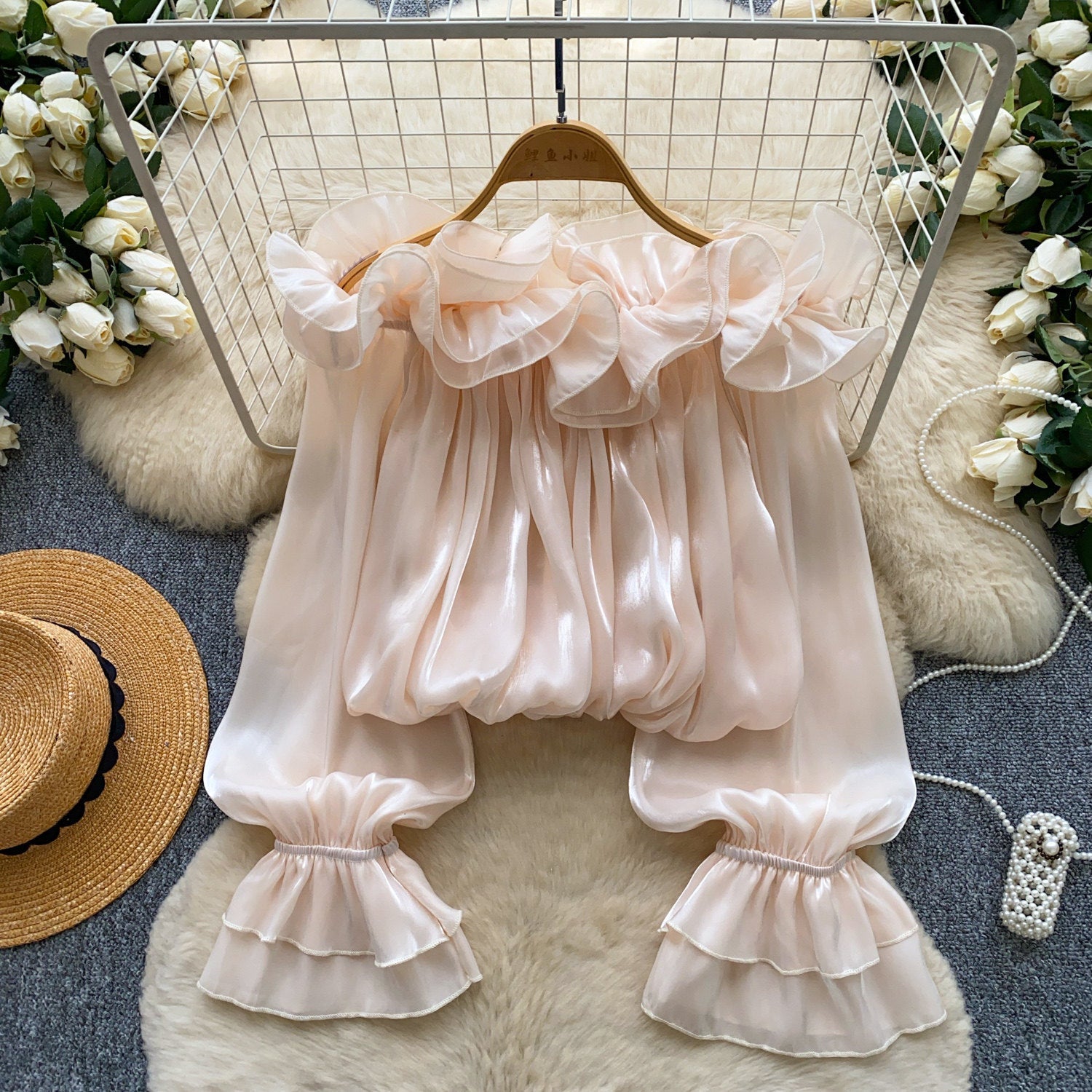 Off-the-Shoulder Bluse